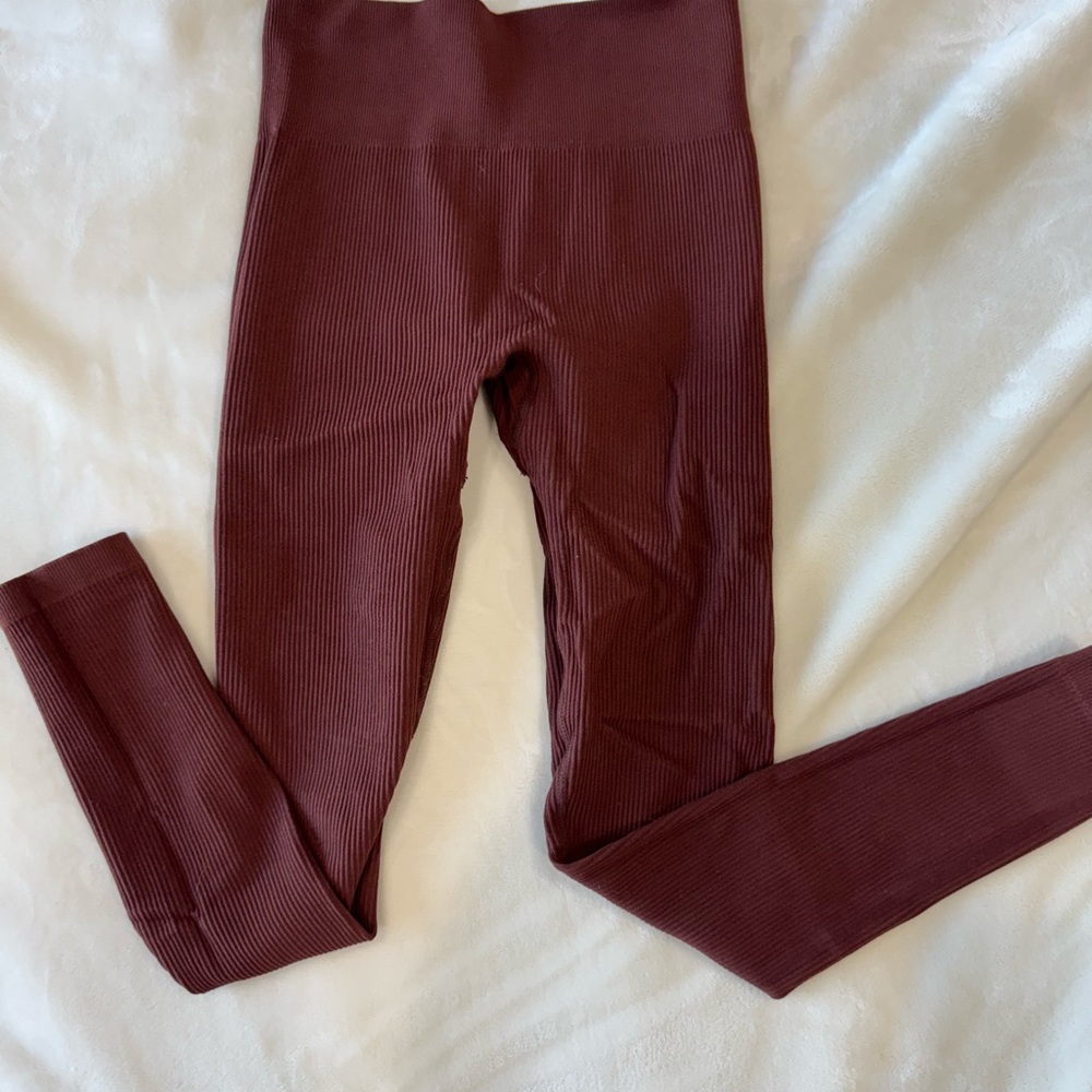 Amazon Ribbed Burgundy Leggings